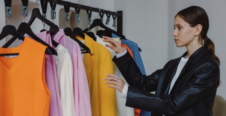 Apranga - Pārtrauc zaudējumu sēriju