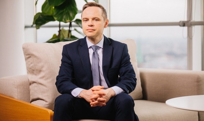 Ģeopolitika, finanšu tirgi un alternatīvie aktīvi 2026. gadā 