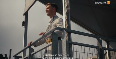 Tautas tērps kā otrā āda: Jāņa Pētersona ģimenes dzīve Dziesmu un deju svētku ritmā