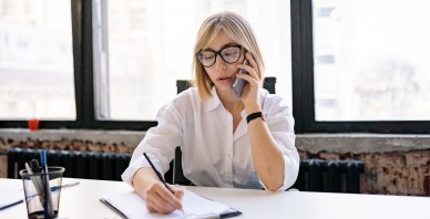 Mainīt profesionālo virzienu, nezaudējot uzkrāto pieredzi: Asnates karjeras izaugsmes stāsts