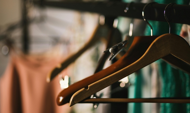 Apranga - Jau atkal izpilda savu solījumu