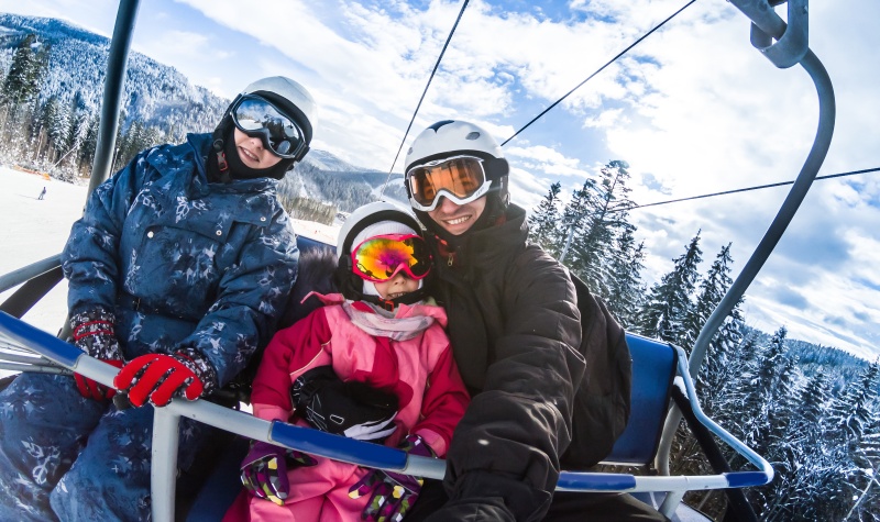 No Latvijas piekrastes līdz Alpu virsotnēm: iedvesma ceļojumu galamērķiem skolēnu pavasara brīvlaikam