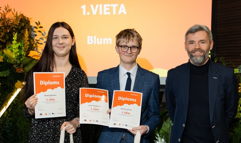 Tehnoloģijas un dārzkopība vienā risinājumā: jauniešu veidotā uzņēmuma “Blum” stāsts