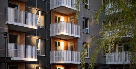 Apskati “Trebū HOME” daudzdzīvokļu māju kompleksu 28. februārī 