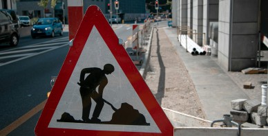 Bezdarbs audzis, bet nākotnē atkal bažas par darbaspēka trūkumu