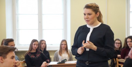 21. gadsimta skola – latviešu valodas stundās apgūst uzņēmējdarbību 