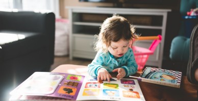 Kā panākt, lai bērns lasa grāmatas