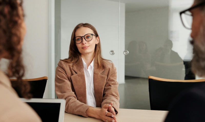   Profesionālā izaugsme sākas ar drosmi: trīs Swedbank darbinieku stāsti