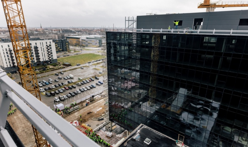 Swedbank piešķir 35 miljonus eiro AS “Kapitel” “Elemental Business Centre” kompleksa celtniecībai 