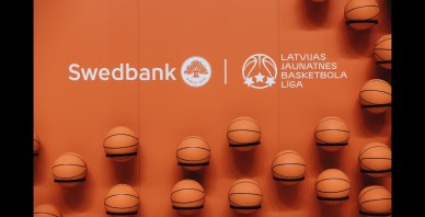 542 Swedbank LJBL dalībnieki godināti par labiem rezultātiem mācībās