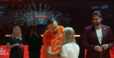 482 jaunie Latvijas basketbola talanti saņem atzinību par panākumiem sportā un mācībās