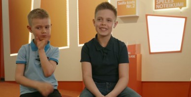 Cik labi vecāki pazīst savus bērnus, ja runa ir par naudu?