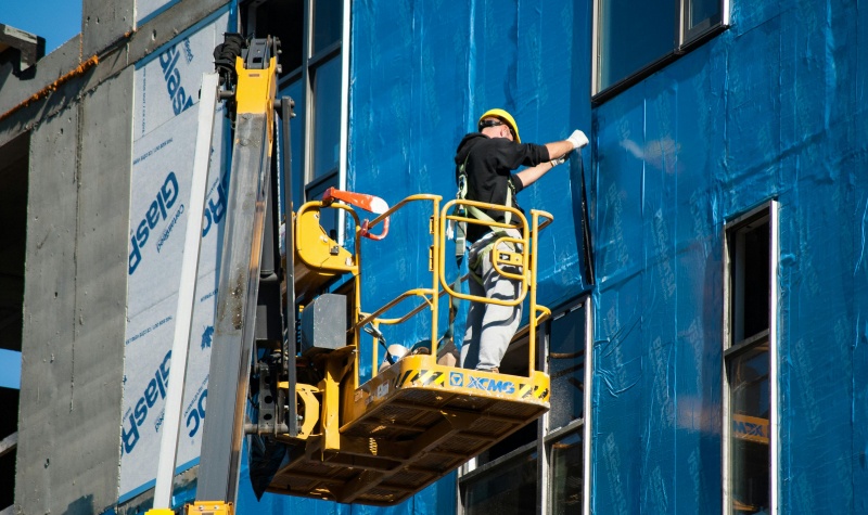 Lai saņemtu finansējumu daudzdzīvokļu dzīvojamo ēku atjaunošanai vairs nevajadzēs veidot biedrību